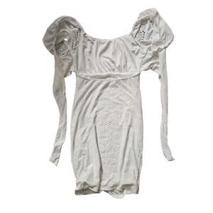 NWT Frankie & Skylar BodyCon Bardot Style Women Creme Dress Size Small
